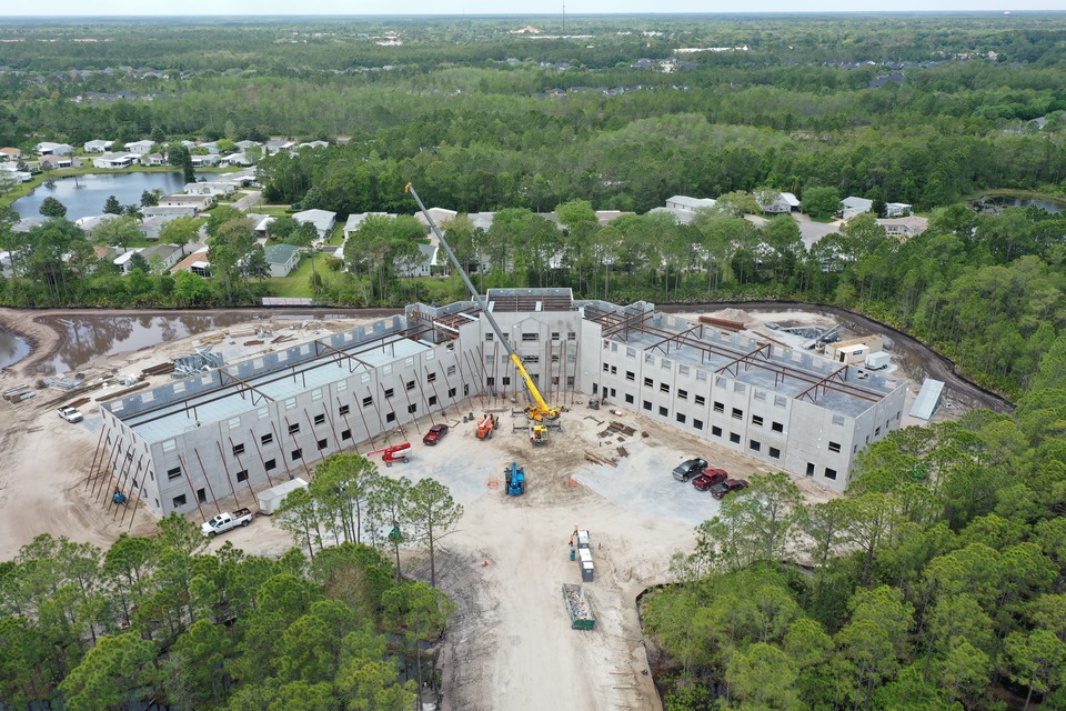 Paradise Point of Ormond Beach and Robert-Morton Celebrate Topping Out